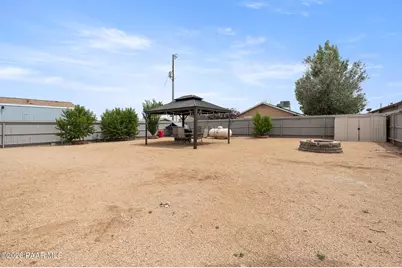 235 W Granada Drive, Paulden, AZ 86334 - Photo 20