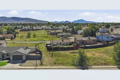 4516 N Robert Road, Prescott Valley, AZ 86314 - Photo 2