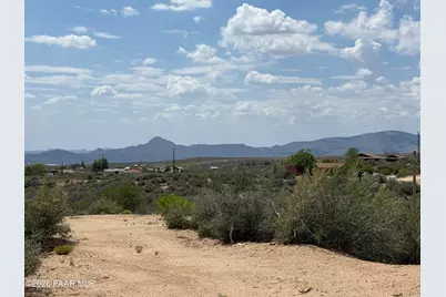8180 S Bristol Boulevard, Wilhoit, AZ 86332 - Photo 1