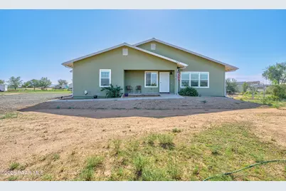 725 S Rd 1 W, Chino Valley, AZ 86323 - Photo 2