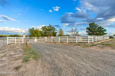 3731 N Road 1 W, Chino Valley, AZ 86323 - Photo 4