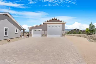 9480 E Pronghorn Ln, Prescott Valley, AZ 86315 - Photo 4