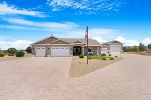 9480 E Pronghorn Ln, Prescott Valley, AZ 86315 - Photo 2