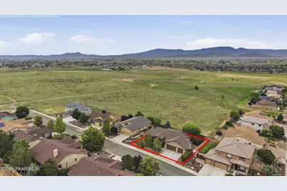 8429 N Prairie View, Prescott Valley, AZ 86315 - Photo 2