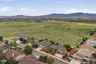8429 N Prairie View, Prescott Valley, AZ 86315 - Photo 2