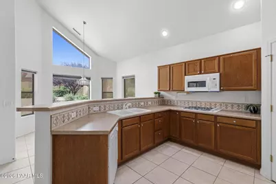 7857 E Big Star Trail, Prescott Valley, AZ 86315 - Photo 10