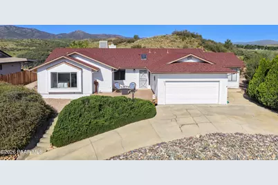 826 N Hopi Trail, Dewey-Humboldt, AZ 86327 - Photo 4