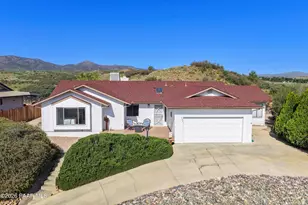 826 N Hopi Trail, Dewey-Humboldt, AZ 86327 - Photo 4