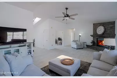 826 N Hopi Trail, Dewey-Humboldt, AZ 86327 - Photo 6