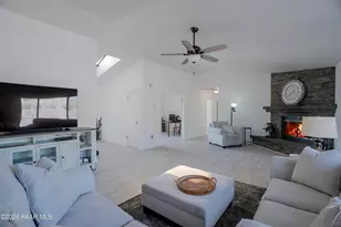 826 N Hopi Trail, Dewey-Humboldt, AZ 86327 - Photo 8