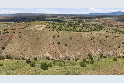Na E Still Valley Trail, Paulden, AZ 86334 - Photo 8