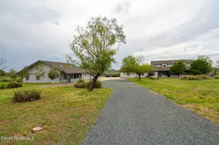 12305 E Triple T Ln, Prescott Valley, AZ 86315 - Photo 6