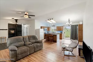 750 W Iris Rd, Paulden, AZ 86334 - Photo 10