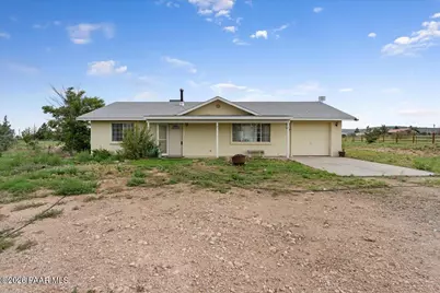 750 W Iris Road, Paulden, AZ 86334 - Photo 2