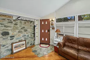 1019 W Canyon Dr, Prescott, AZ 86303 - Photo 2