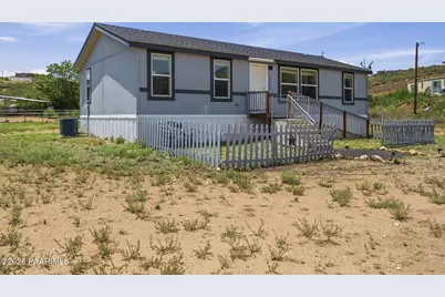 10545 E Janet Way, Dewey-Humboldt, AZ 86327 - Photo 2