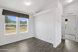 10545 E Janet Way, Dewey-Humboldt, AZ 86327 - Photo 10