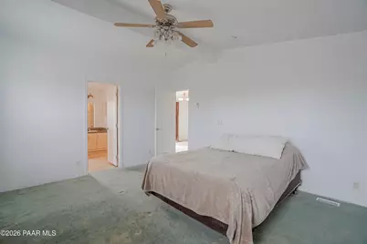1075 N Ambassador Road, Dewey-Humboldt, AZ 86327 - Photo 18