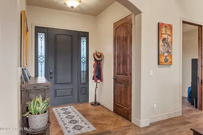 9090 N Concho Street, Prescott Valley, AZ 86315 - Photo 4