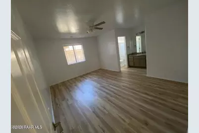 8633 E Yavapai Road #1, Prescott Valley, AZ 86314 - Photo 6