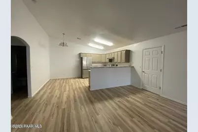 8633 E Yavapai Road #1, Prescott Valley, AZ 86314 - Photo 4