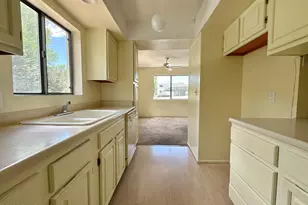 333 W Leroux St, Prescott, AZ 86303 - Photo 10
