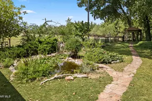 12070 W Kelton Ln, Skull Valley, AZ 86338 - Photo 2