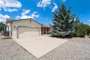 3050 N Lynx Lake Dr, Prescott Valley, AZ 86314 - Photo 1
