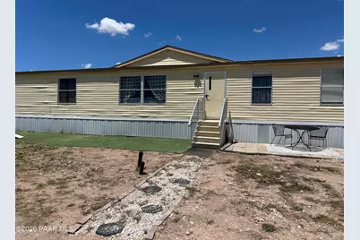 25284 W El Dorado Drive, Seligman, AZ 86337 - Photo 2