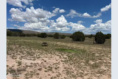 25284 W El Dorado Drive, Seligman, AZ 86337 - Photo 4