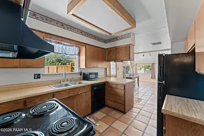 17134 W Fountain Hill Lane, Yarnell, AZ 85362 - Photo 14