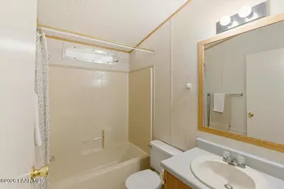 17201 E Peach Tree Road, Mayer, AZ 86333 - Photo 12