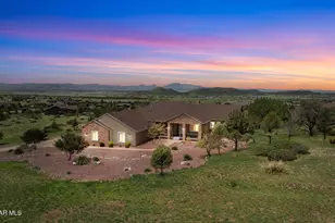 9875 N Legend Hills Rd, Prescott Valley, AZ 86315 - Photo 46