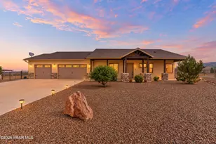 10210 E Dawn To Milky Way, Prescott Valley, AZ 86315 - Photo 4