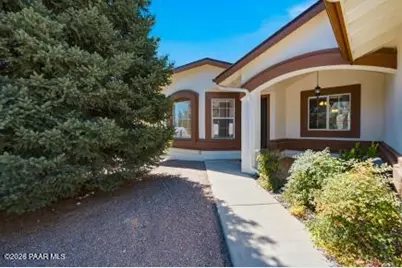 11113 E Navajo Drive, Dewey-Humboldt, AZ 86327 - Photo 2