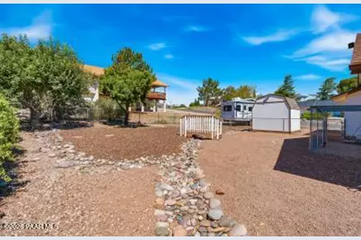 11113 E Navajo Drive, Dewey-Humboldt, AZ 86327 - Photo 16