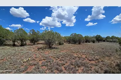 2470 N Luana Drive, Williams, AZ 86046 - Photo 2