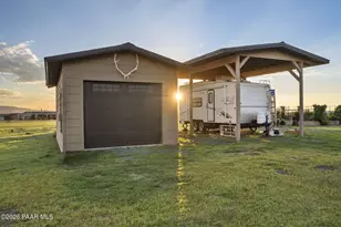 9940 E Saddlehorn Trail, Prescott Valley, AZ 86315 - Photo 42