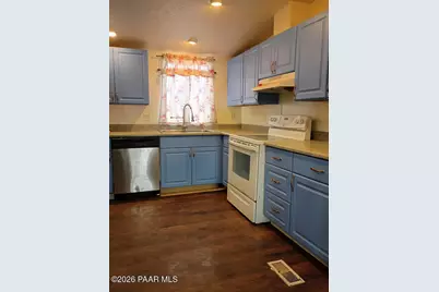 2050 W Curtis Ranch Road, Paulden, AZ 86334 - Photo 12