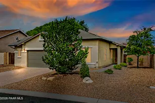 8252 N Whistling Acres Way, Prescott Valley, AZ 86315 - Photo 2