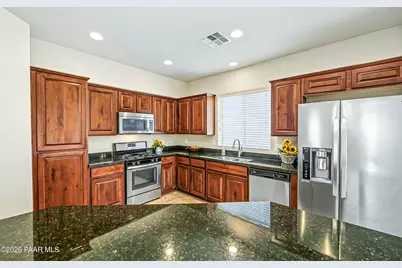 8252 N Whistling Acres Way, Prescott Valley, AZ 86315 - Photo 10