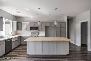 1597 N Douglas Dr, Prescott, AZ 86301 - Photo 14
