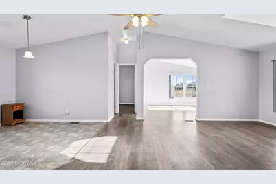 2215 N Yavapai Street, Chino Valley, AZ 86323 - Photo 10