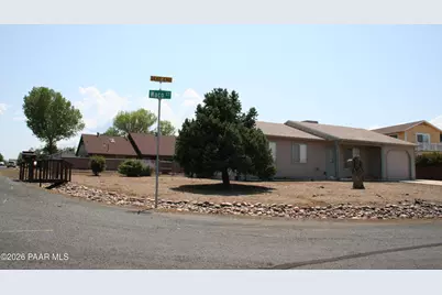 8901 E Waco Court, Prescott Valley, AZ 86314 - Photo 6