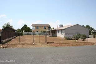 8901 E Waco Ct, Prescott Valley, AZ 86314 - Photo 10