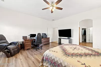15565 E Devon Mont Lane, Dewey-Humboldt, AZ 86327 - Photo 16