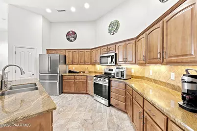 15565 E Devon Mont Lane, Dewey-Humboldt, AZ 86327 - Photo 6