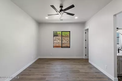 9977 E Arrowhead Drive, Prescott Valley, AZ 86314 - Photo 8
