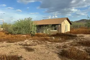 2209 W Irvine Rd, Phoenix, AZ 85086 - Photo 2