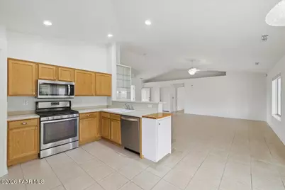 4325 N Plainsman Way, Prescott Valley, AZ 86314 - Photo 8